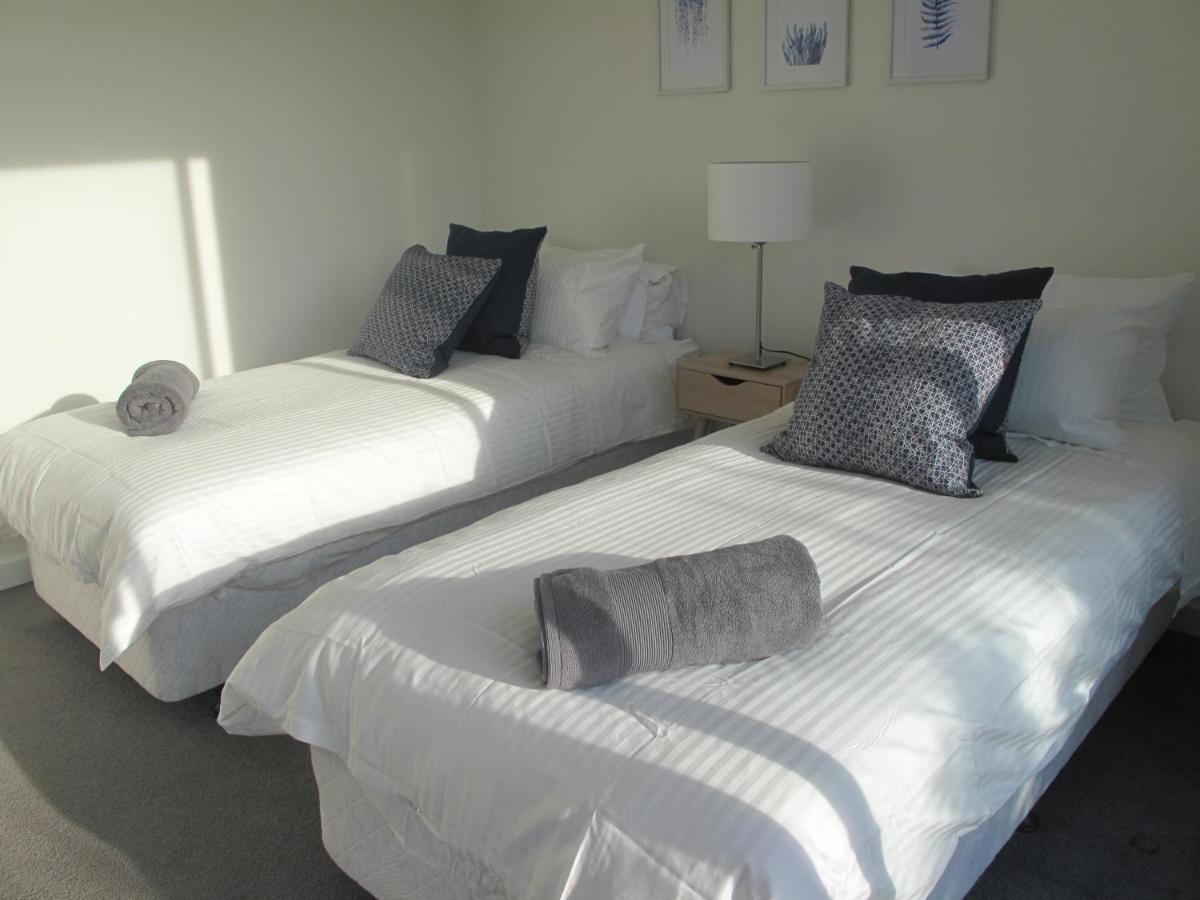 Modern 3 Bedroom Apt With Free Parking, Netflix, Wifi & Welcome Wine By Bnb Pro Melbourne Exterior photo