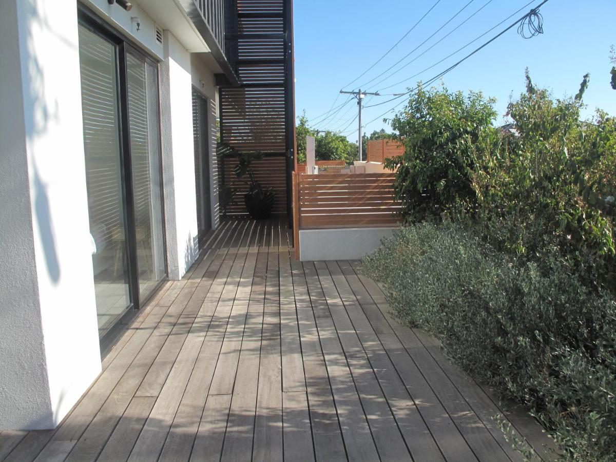 Modern 3 Bedroom Apt With Free Parking, Netflix, Wifi & Welcome Wine By Bnb Pro Melbourne Exterior photo